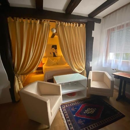 River Side Appartment Юнанг Екстериор снимка